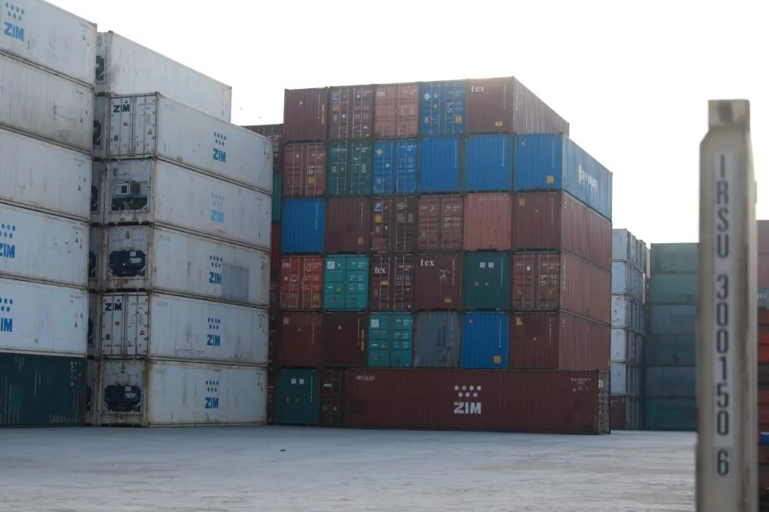 中国电商巨头集体发力海外仓，走向全球